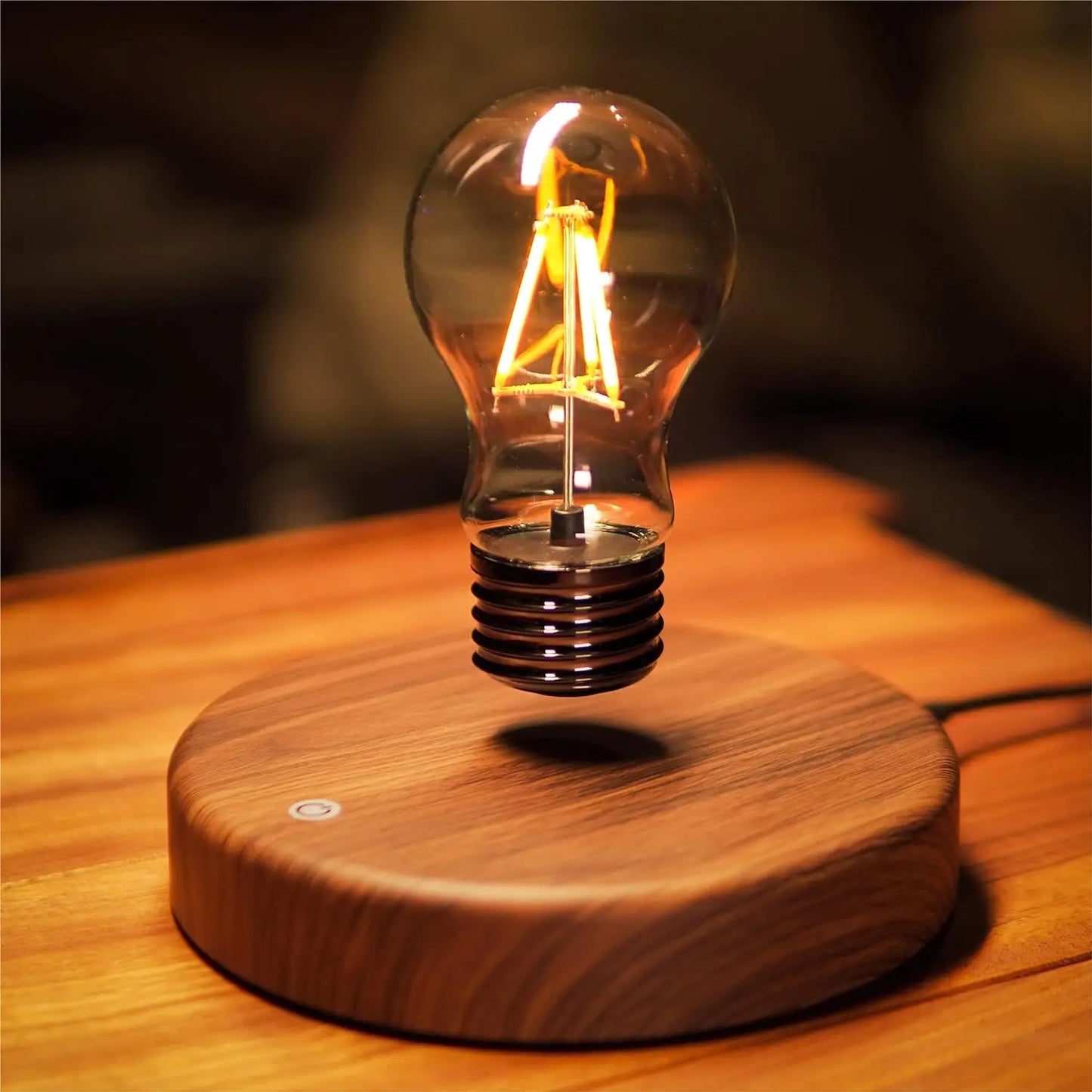 HoverGlow: Wireless Magnetic Levitating Light