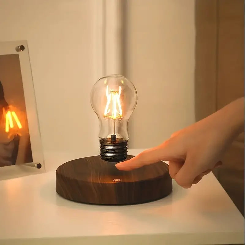 HoverGlow: Wireless Magnetic Levitating Light